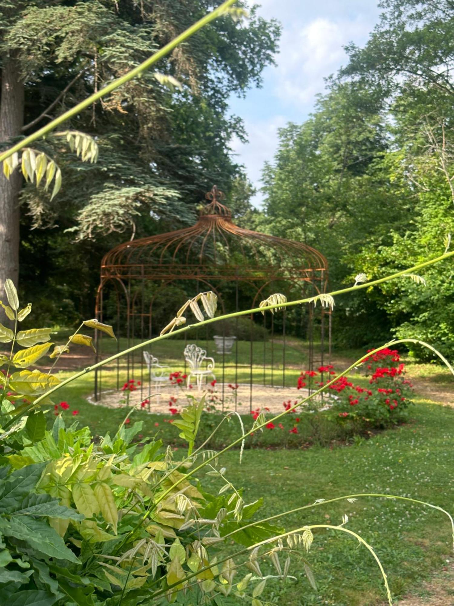Le Moulin De Francueil Bed & Breakfast Luaran gambar
