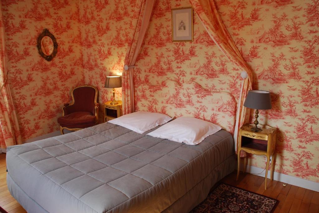 Le Moulin De Francueil Bed & Breakfast Bilik gambar